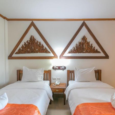 Onnicha Hotel Ratsada Екстер'єр фото