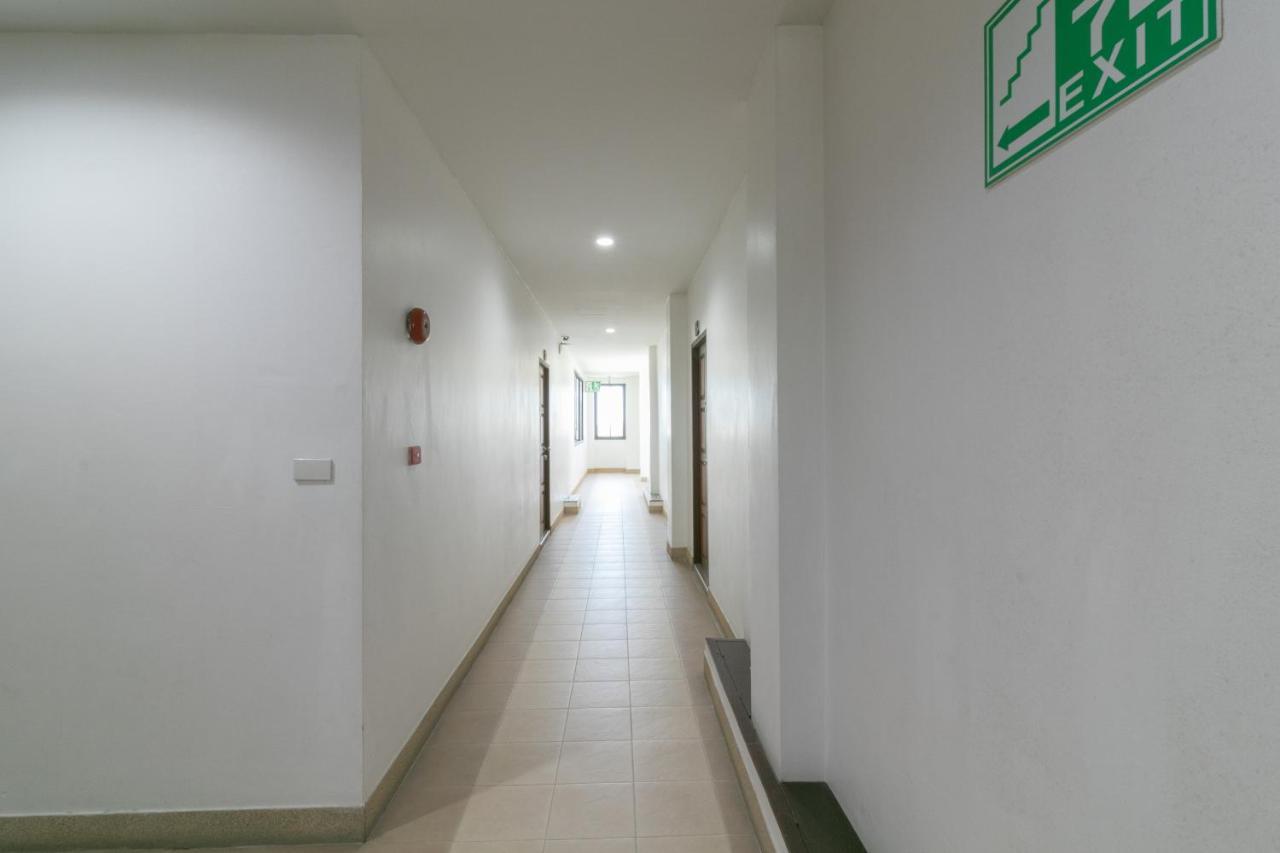 Onnicha Hotel Ratsada Екстер'єр фото