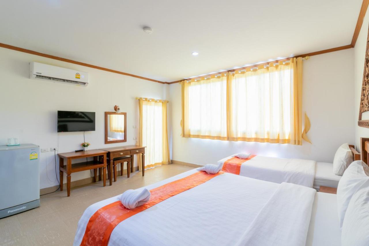Onnicha Hotel Ratsada Екстер'єр фото