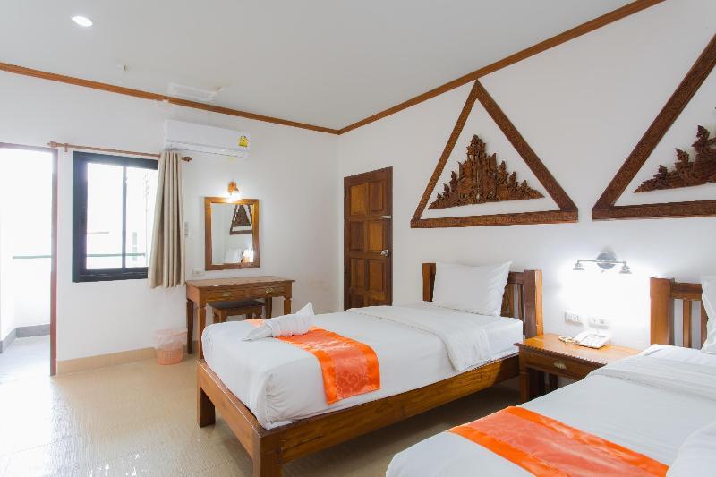 Onnicha Hotel Ratsada Екстер'єр фото